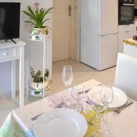 Amazing In With 1 Bedrooms And Wifi *